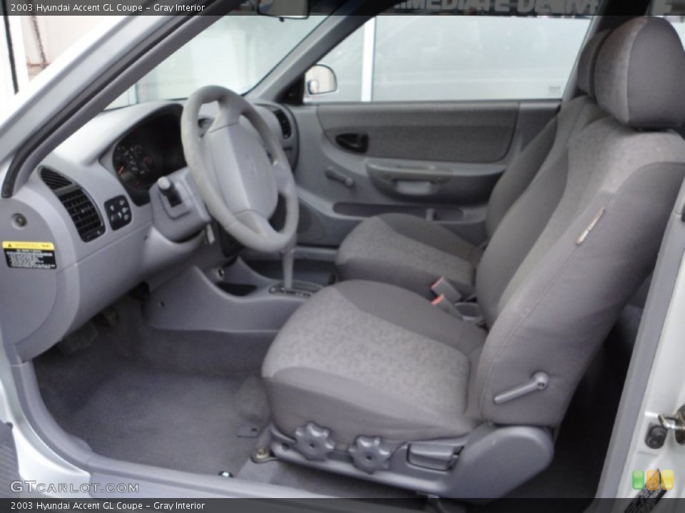 Gray Interior Photo for the 2003 Hyundai Accent GL Coupe #52955996