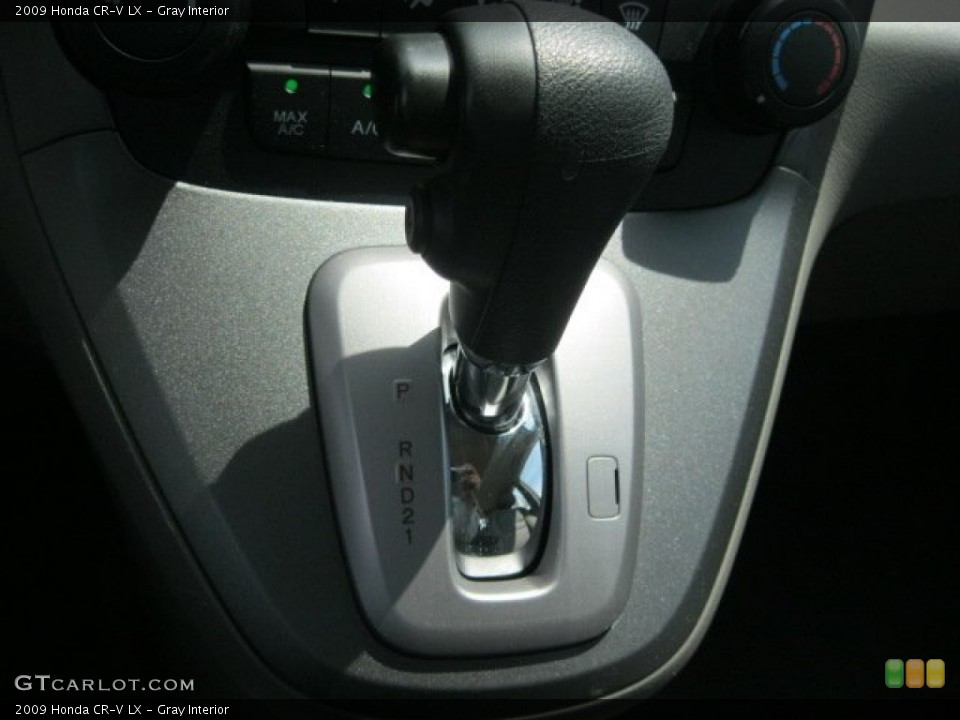 Gray Interior Transmission for the 2009 Honda CR-V LX #52959135