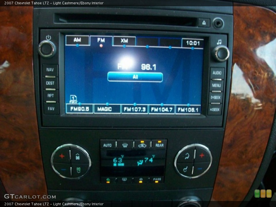 Light Cashmere/Ebony Interior Audio System for the 2007 Chevrolet Tahoe LTZ #52967880