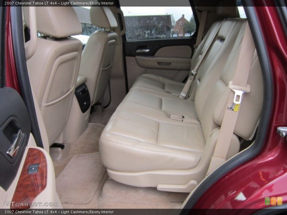 Light Cashmere/Ebony Interior Photo for the 2007 Chevrolet Tahoe LT 4x4 #52969789