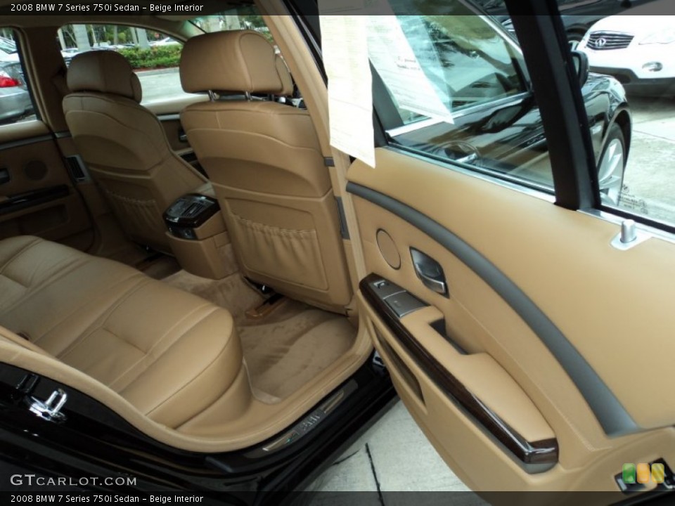 Beige Interior Photo for the 2008 BMW 7 Series 750i Sedan #52971061