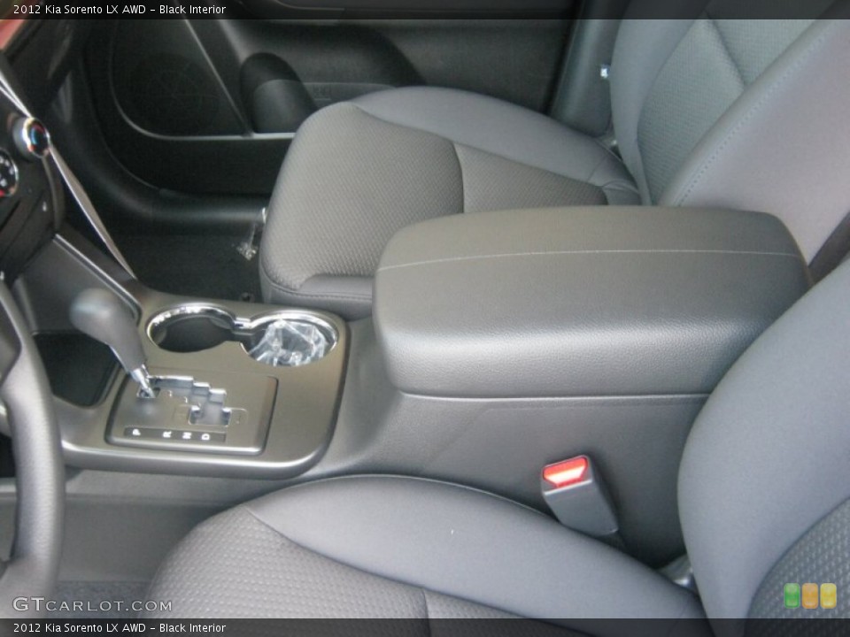 Black Interior Photo for the 2012 Kia Sorento LX AWD #52977913