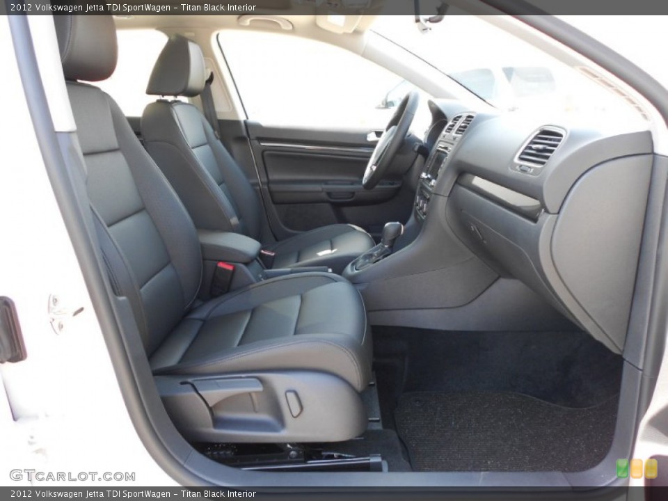 Titan Black Interior Photo for the 2012 Volkswagen Jetta TDI SportWagen #52988122