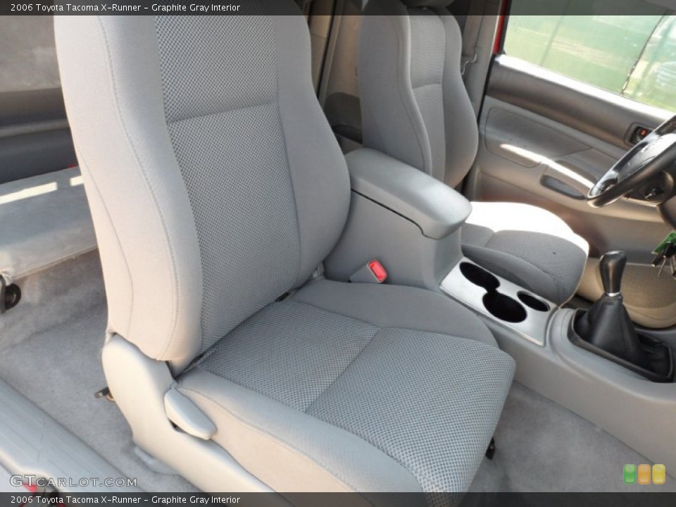 Graphite Gray Interior Photo for the 2006 Toyota Tacoma X-Runner #52989955