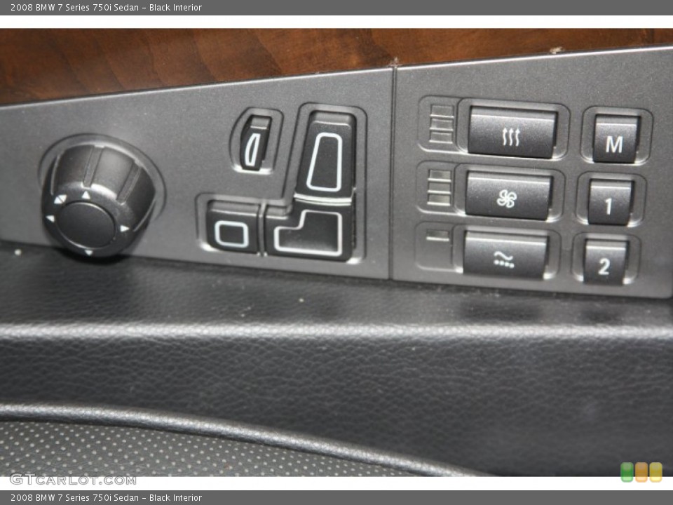 Black Interior Controls for the 2008 BMW 7 Series 750i Sedan #52993921