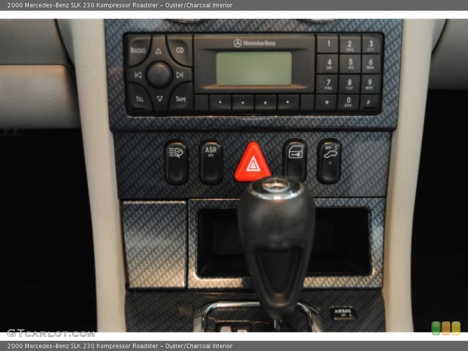 Oyster/Charcoal Interior Controls for the 2000 Mercedes-Benz SLK 230 Kompressor Roadster #52997125