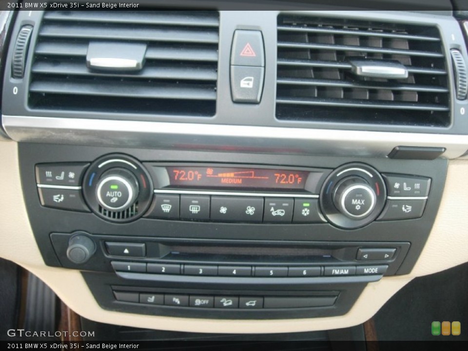 Sand Beige Interior Controls for the 2011 BMW X5 xDrive 35i #52999390