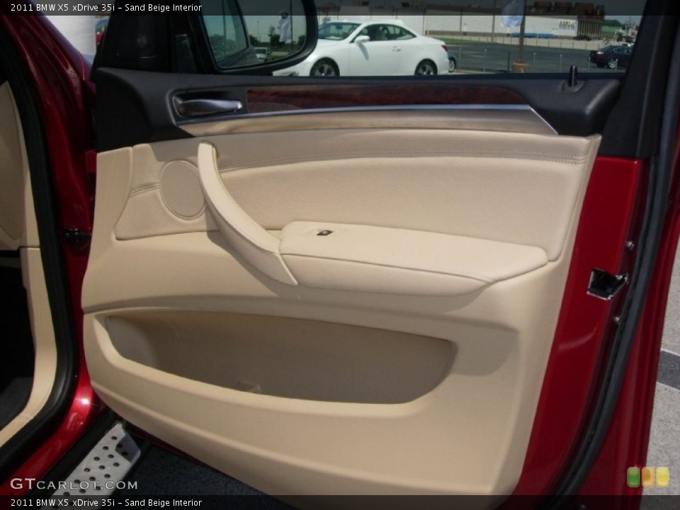 Sand Beige Interior Door Panel for the 2011 BMW X5 xDrive 35i #52999417