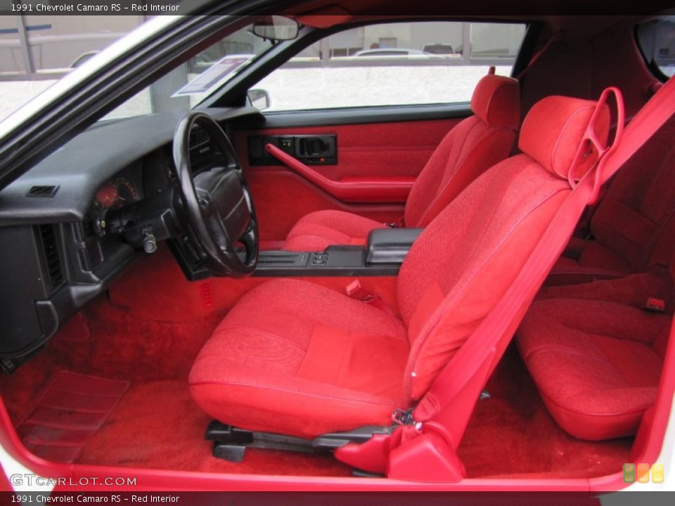 Red Interior Photo for the 1991 Chevrolet Camaro RS #53003395