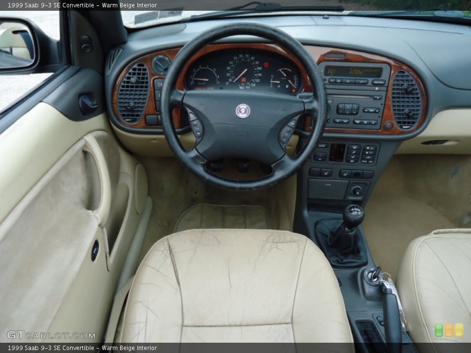 Warm Beige Interior Photo for the 1999 Saab 9-3 SE Convertible #53010644