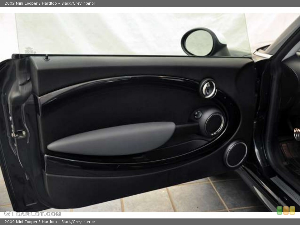 Black/Grey Interior Door Panel for the 2009 Mini Cooper S Hardtop #53011010