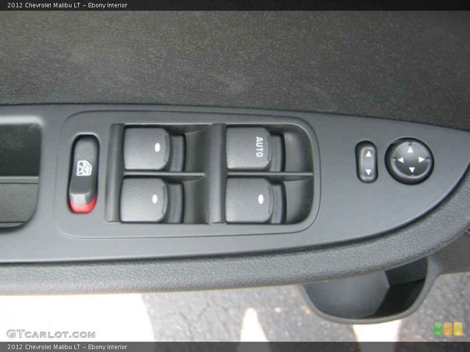 Ebony Interior Controls for the 2012 Chevrolet Malibu LT #53012333