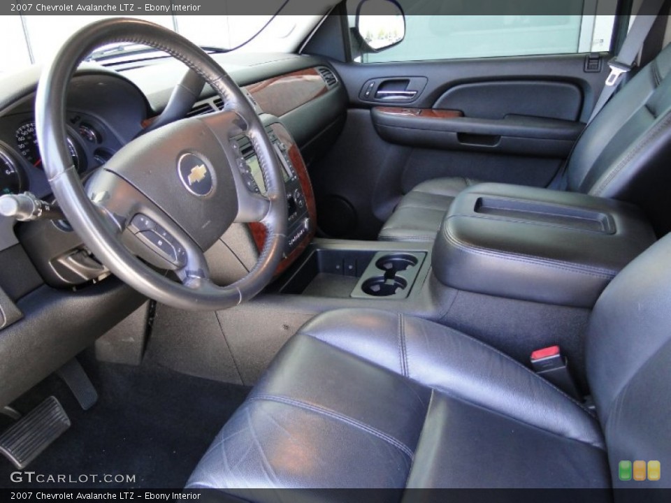 Ebony Interior Photo for the 2007 Chevrolet Avalanche LTZ #53015666