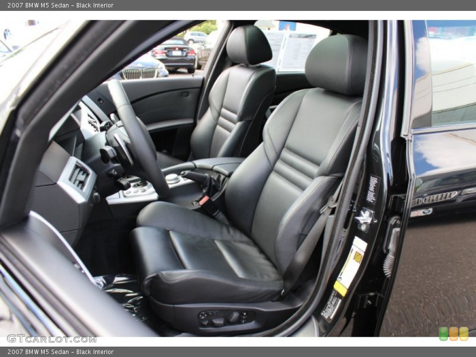 Black Interior Photo for the 2007 BMW M5 Sedan #53020100