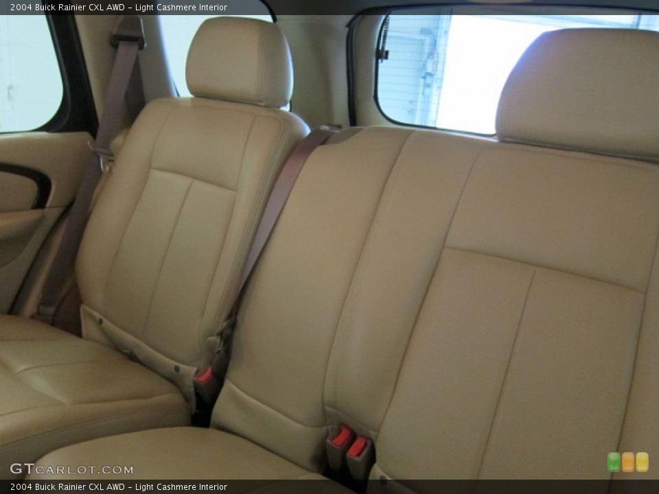 Light Cashmere Interior Photo for the 2004 Buick Rainier CXL AWD #53023046