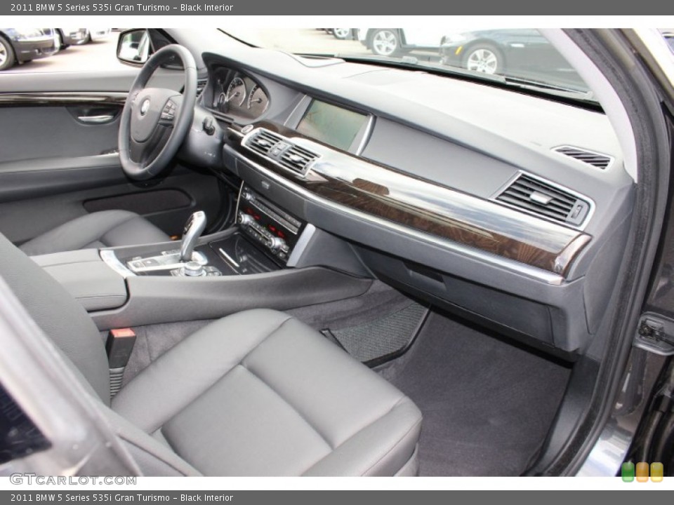 Black Interior Dashboard for the 2011 BMW 5 Series 535i Gran Turismo #53023475