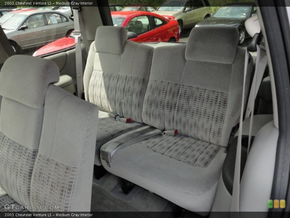 Medium Gray Interior Photo for the 2003 Chevrolet Venture LS #53028359