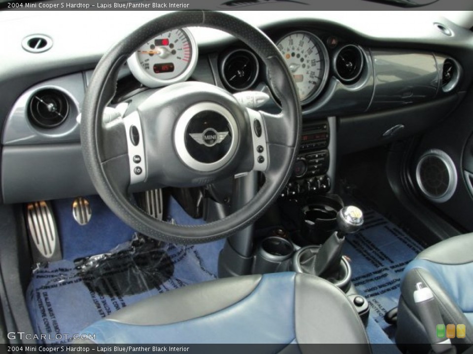 Lapis Blue/Panther Black Interior Photo for the 2004 Mini Cooper S Hardtop #53033042