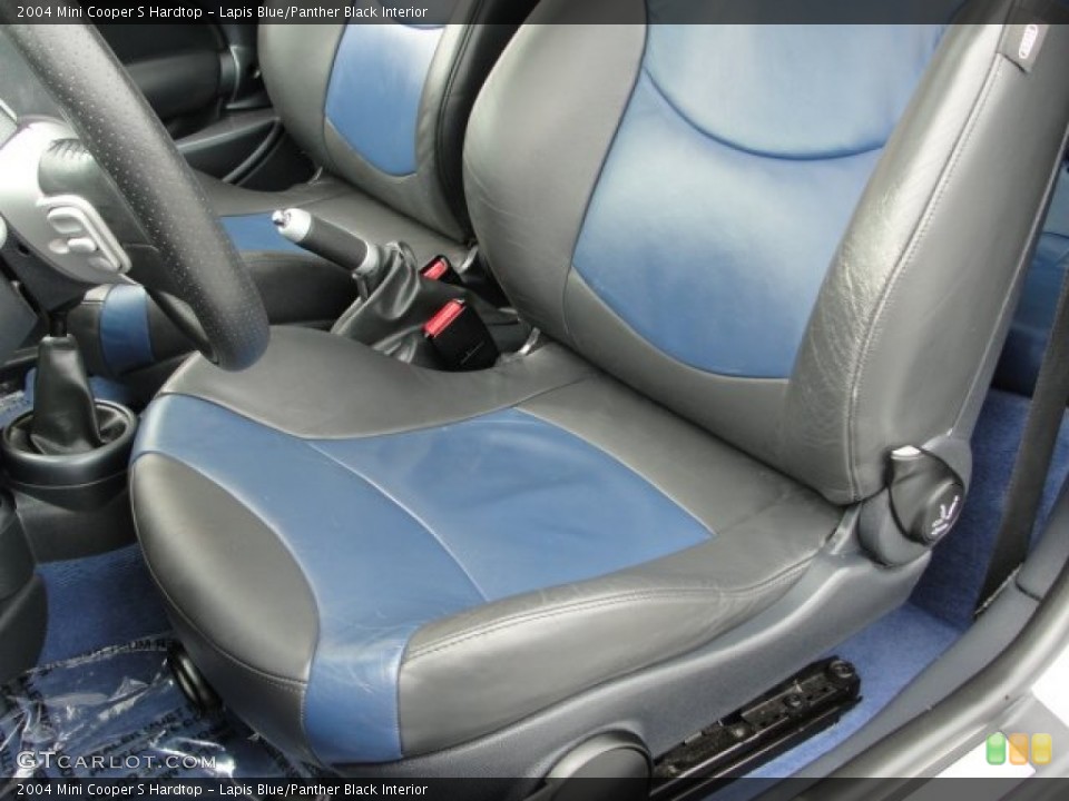Lapis Blue/Panther Black Interior Photo for the 2004 Mini Cooper S Hardtop #53033141