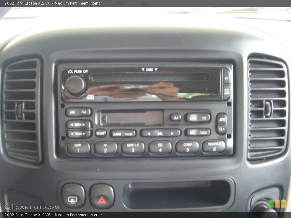 Medium Parchment Interior Audio System for the 2002 Ford Escape XLS V6 #53035934
