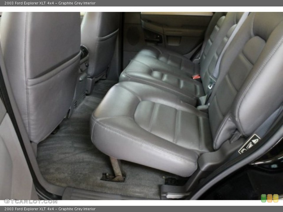 Graphite Grey Interior Photo for the 2003 Ford Explorer XLT 4x4 #53047484
