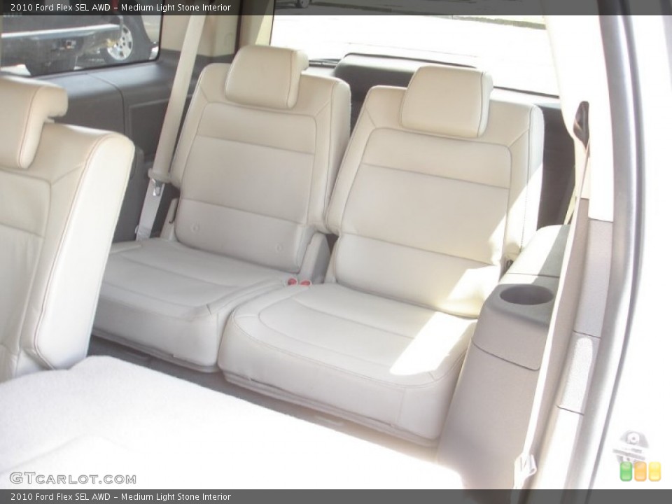Medium Light Stone Interior Photo for the 2010 Ford Flex SEL AWD #53049548