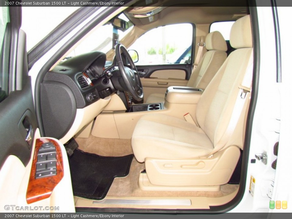 Light Cashmere/Ebony Interior Photo for the 2007 Chevrolet Suburban 1500 LT #53055002