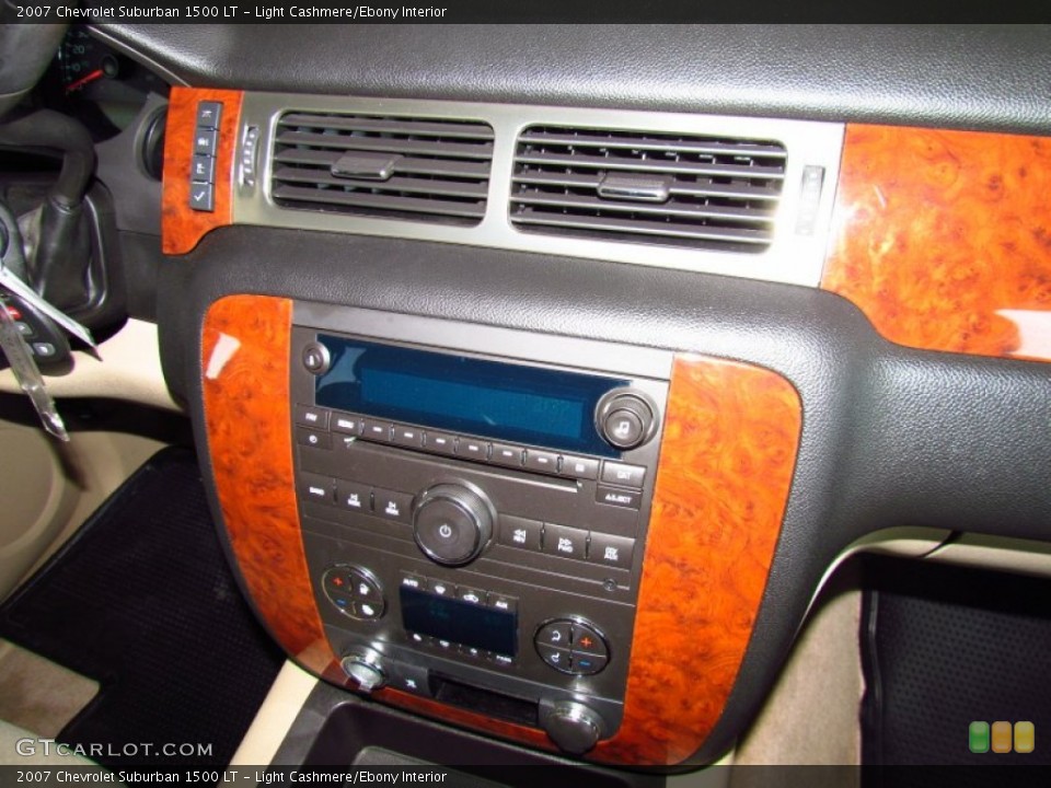 Light Cashmere/Ebony Interior Audio System for the 2007 Chevrolet Suburban 1500 LT #53055065