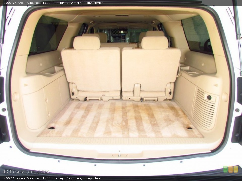 Light Cashmere/Ebony Interior Trunk for the 2007 Chevrolet Suburban 1500 LT #53055086