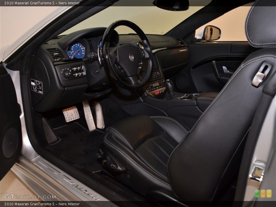 Nero Interior Photo for the 2010 Maserati GranTurismo S #53064865