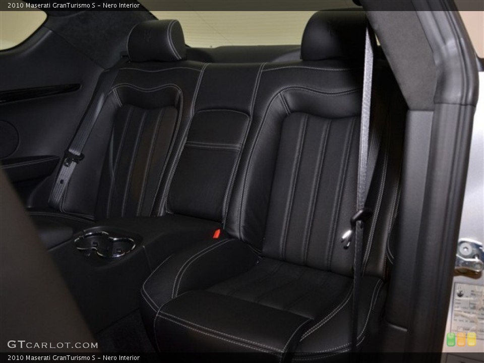 Nero Interior Photo for the 2010 Maserati GranTurismo S #53064931