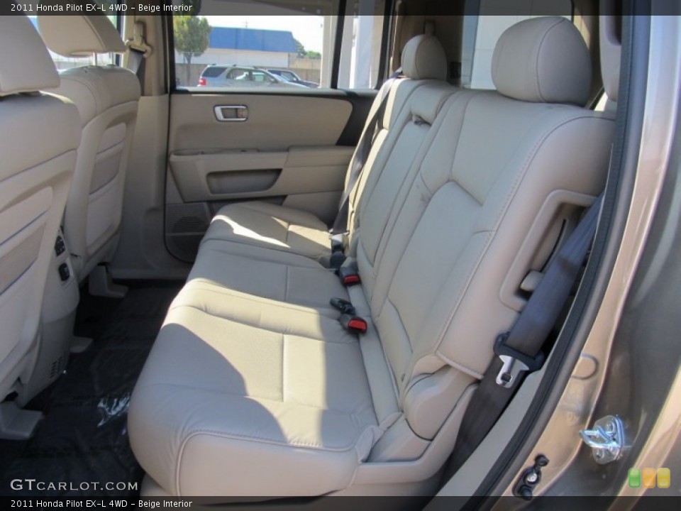 Beige Interior Photo for the 2011 Honda Pilot EX-L 4WD #53066989