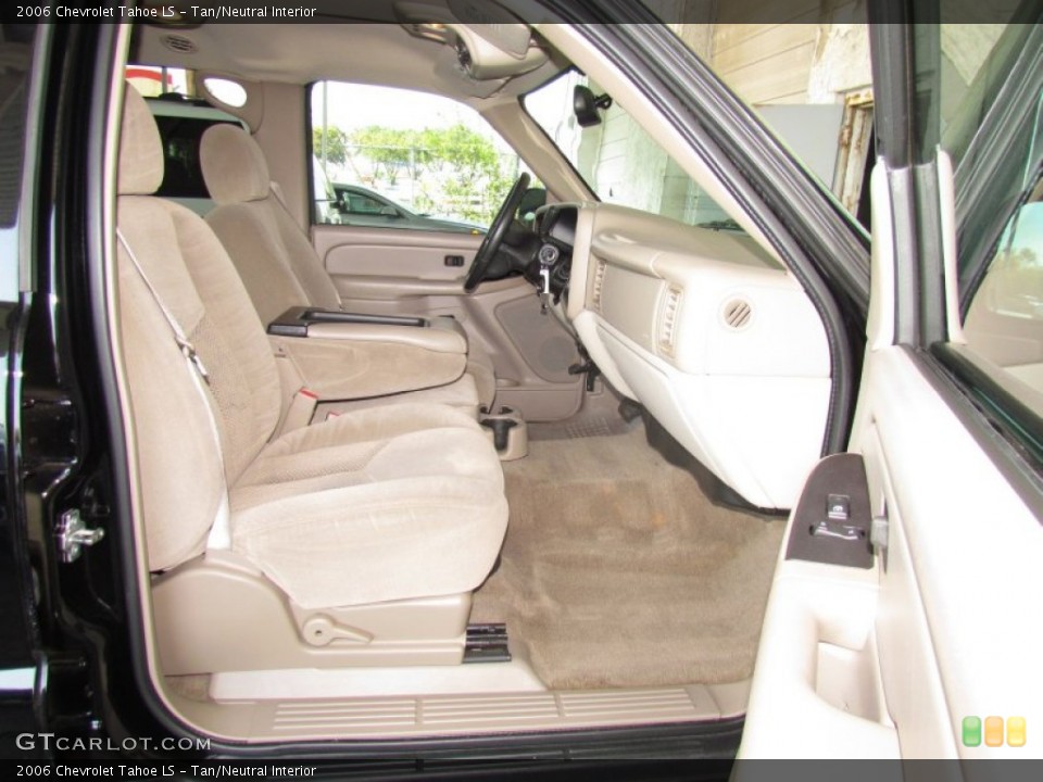 Tan/Neutral Interior Photo for the 2006 Chevrolet Tahoe LS #53073595