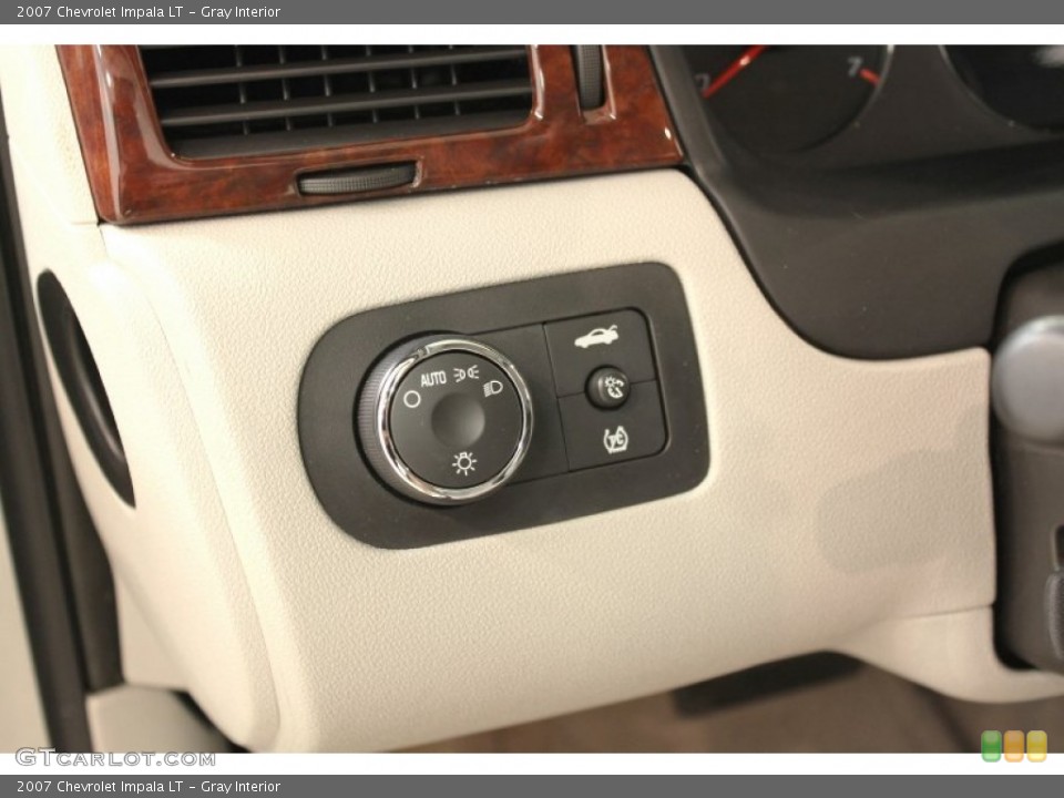 Gray Interior Controls for the 2007 Chevrolet Impala LT #53086700