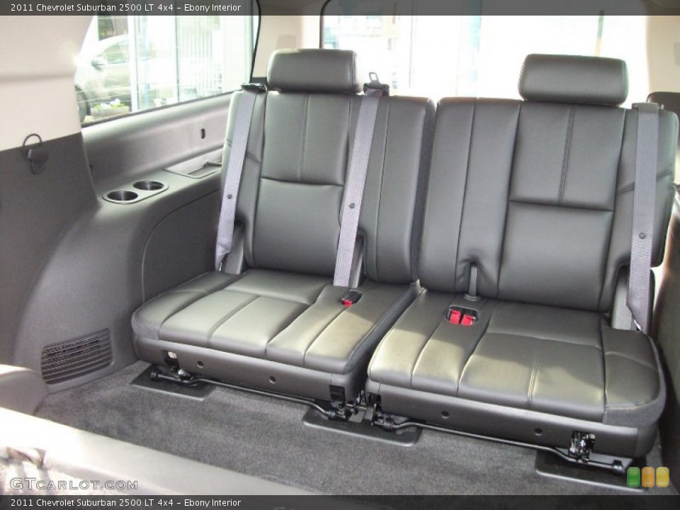 Ebony Interior Photo for the 2011 Chevrolet Suburban 2500 LT 4x4 #53086841