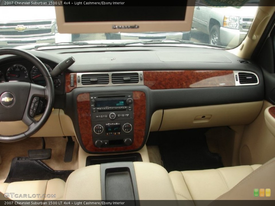 Light Cashmere/Ebony Interior Dashboard for the 2007 Chevrolet Suburban 1500 LT 4x4 #53088560
