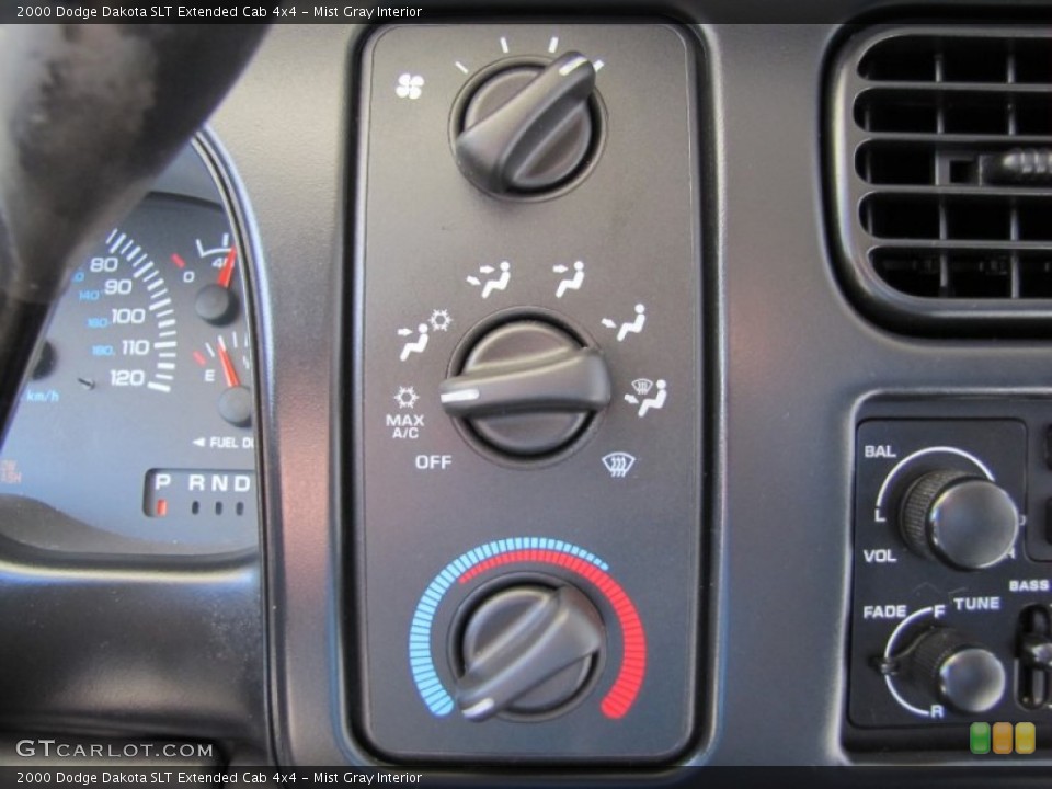 Mist Gray Interior Controls for the 2000 Dodge Dakota SLT Extended Cab 4x4 #53090297