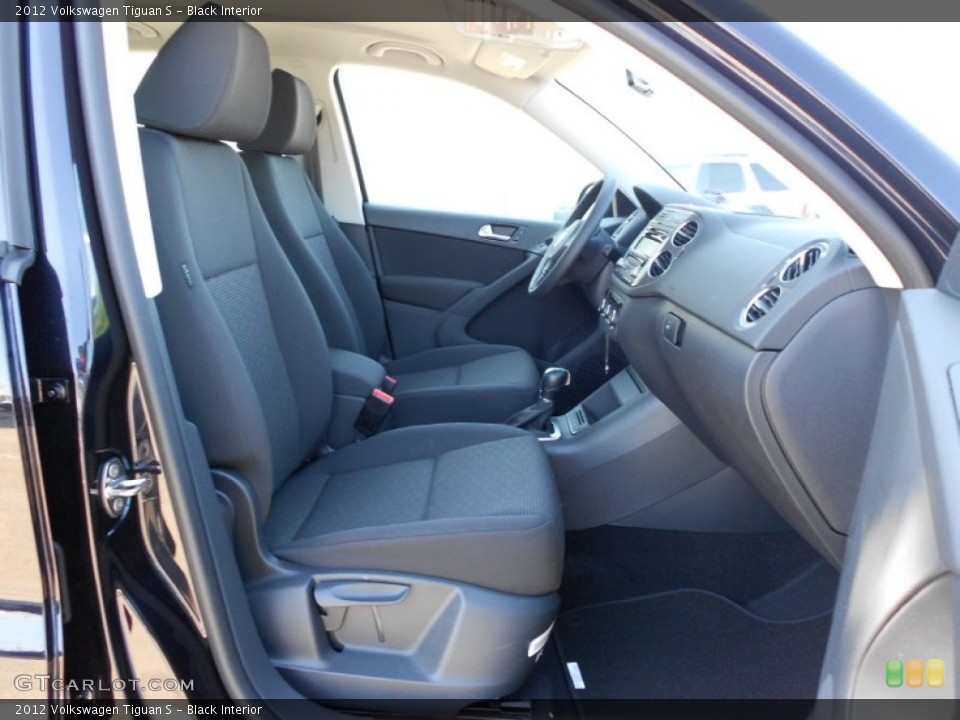 Black Interior Photo for the 2012 Volkswagen Tiguan S #53090807