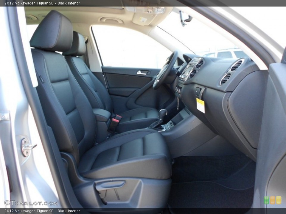 Black Interior Photo for the 2012 Volkswagen Tiguan SE #53091143