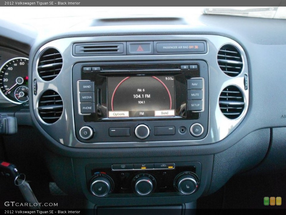 Black Interior Controls for the 2012 Volkswagen Tiguan SE #53091200