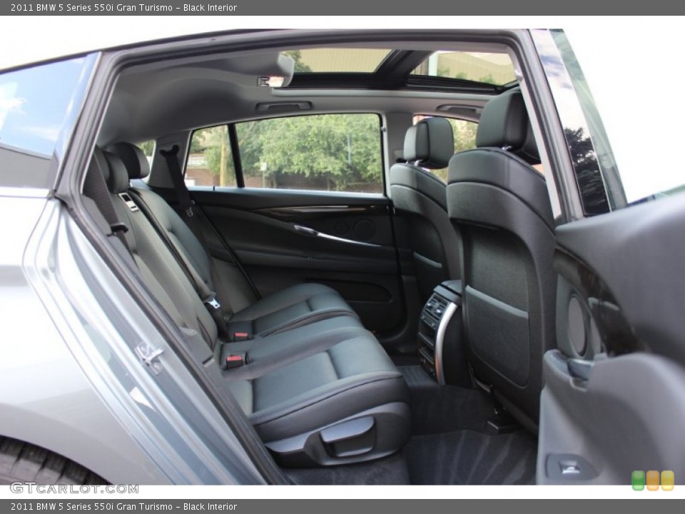 Black Interior Photo for the 2011 BMW 5 Series 550i Gran Turismo #53095319