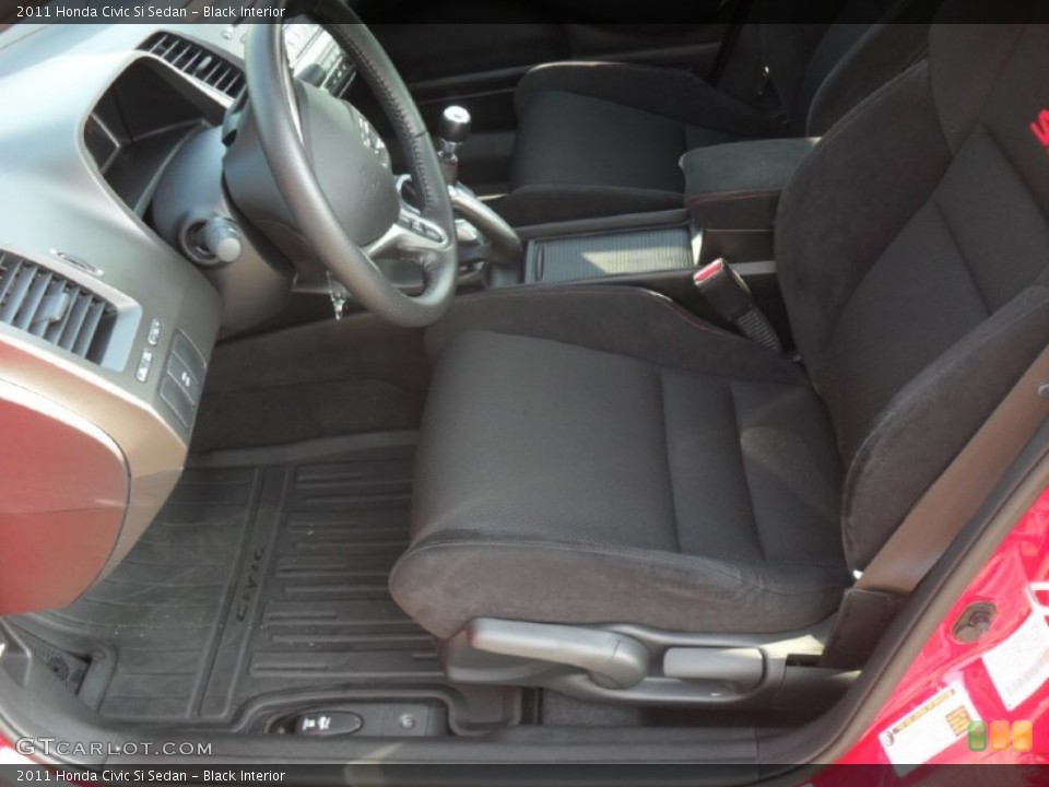 Black Interior Photo for the 2011 Honda Civic Si Sedan #53097314