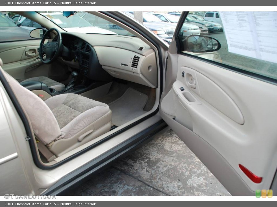 Neutral Beige Interior Photo for the 2001 Chevrolet Monte Carlo LS #53099996