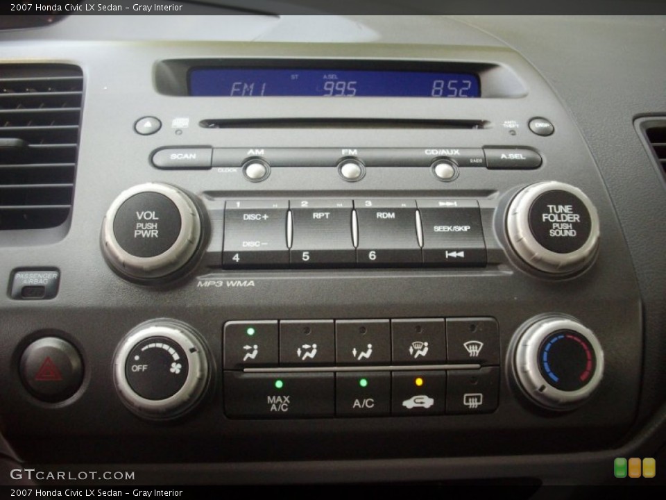 Gray Interior Audio System for the 2007 Honda Civic LX Sedan #53122695