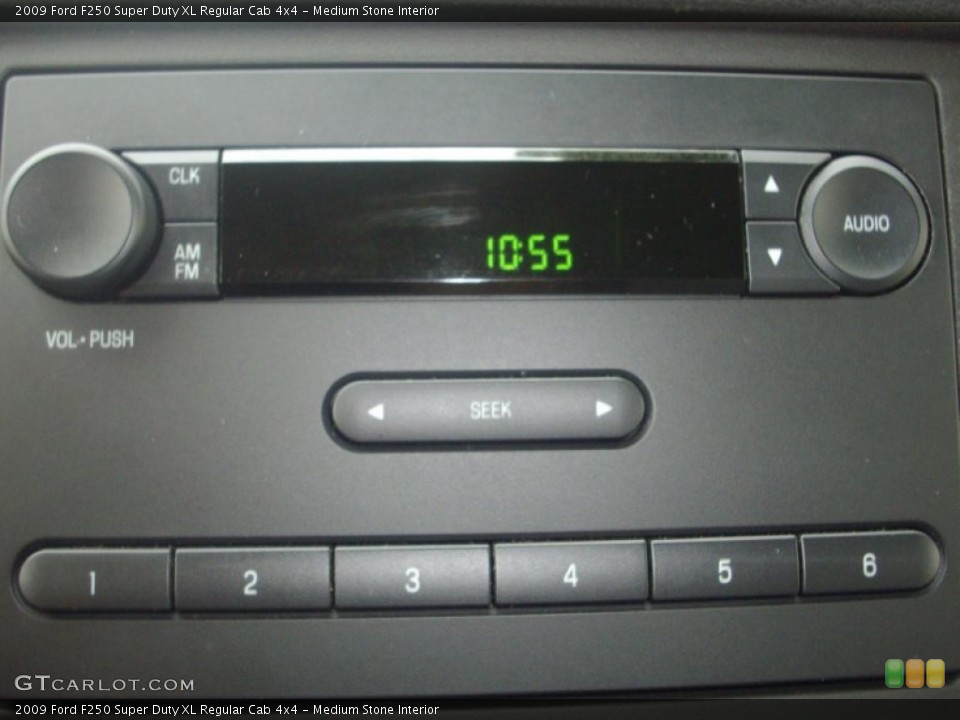 Medium Stone Interior Audio System for the 2009 Ford F250 Super Duty XL Regular Cab 4x4 #53123127