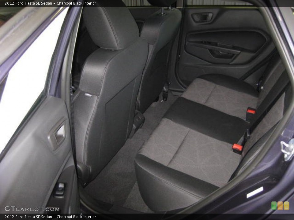 Charcoal Black Interior Photo for the 2012 Ford Fiesta SE Sedan #53130310
