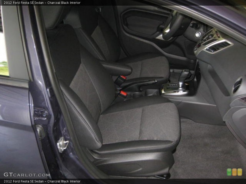 Charcoal Black Interior Photo for the 2012 Ford Fiesta SE Sedan #53130337