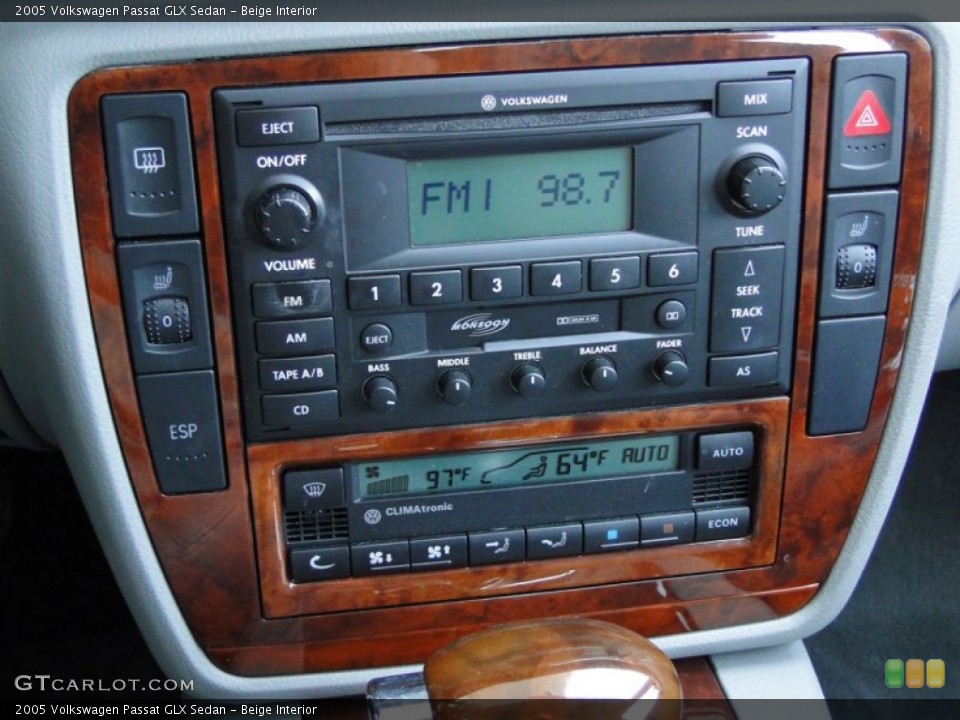 Beige Interior Controls for the 2005 Volkswagen Passat GLX Sedan #53133547