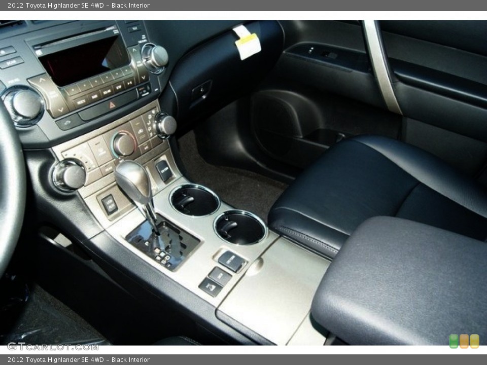 Black Interior Controls for the 2012 Toyota Highlander SE 4WD #53133808