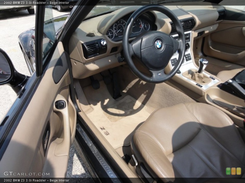 Beige Interior Dashboard for the 2002 BMW Z3 3.0i Roadster #53150040